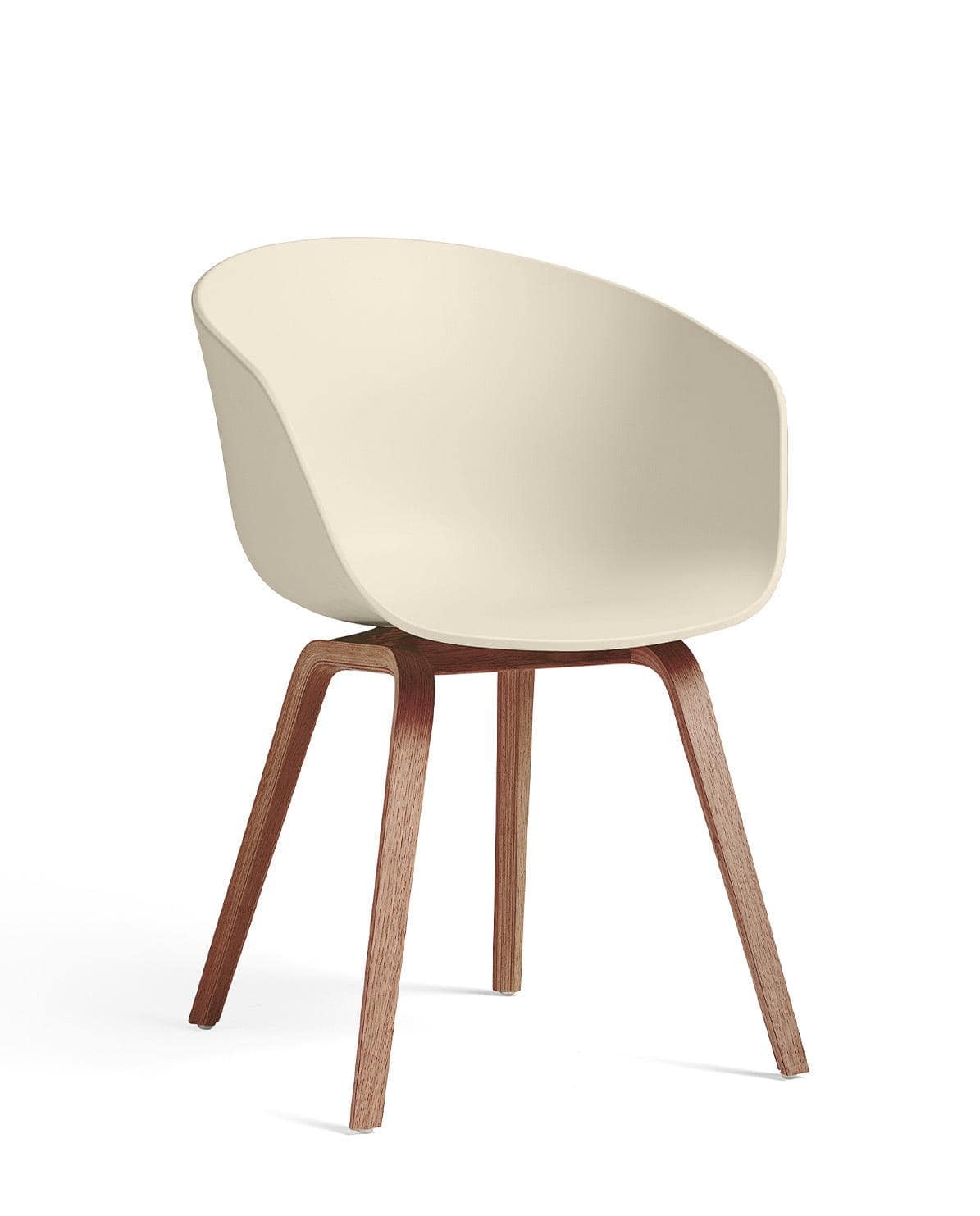 Stuhl About A Chair AAC22 Water-based Lacquered Walnut 