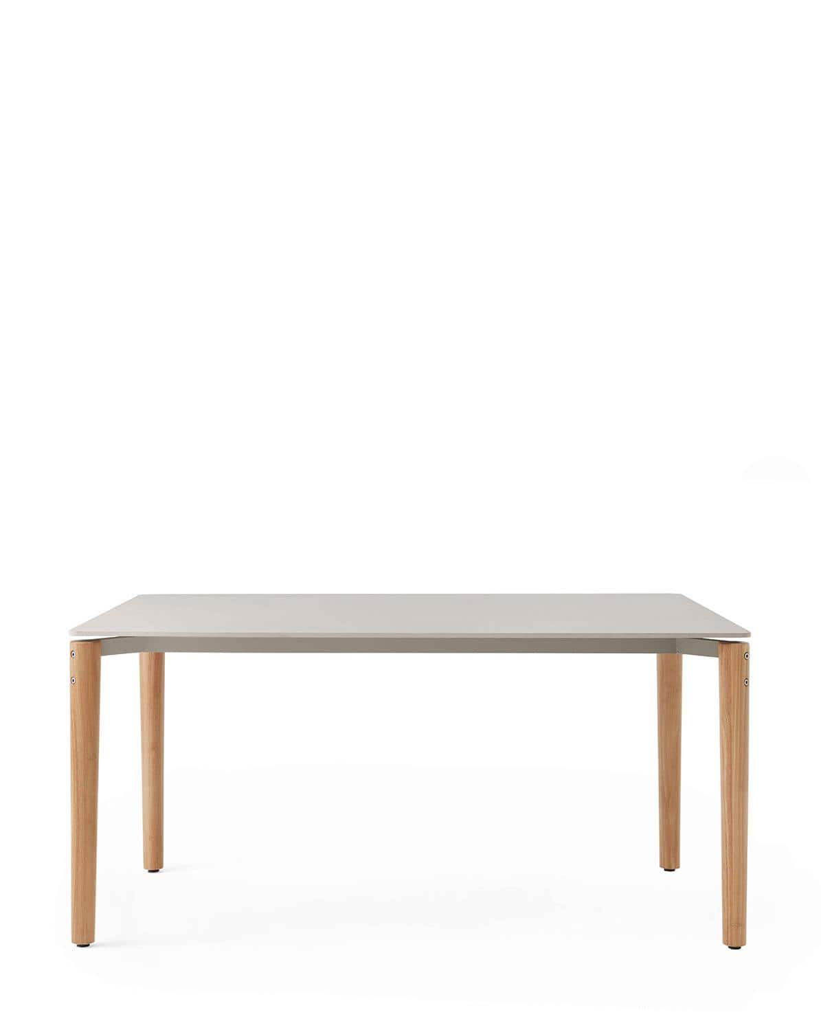 Vipp 718 Esstisch Outdoor Table One Size