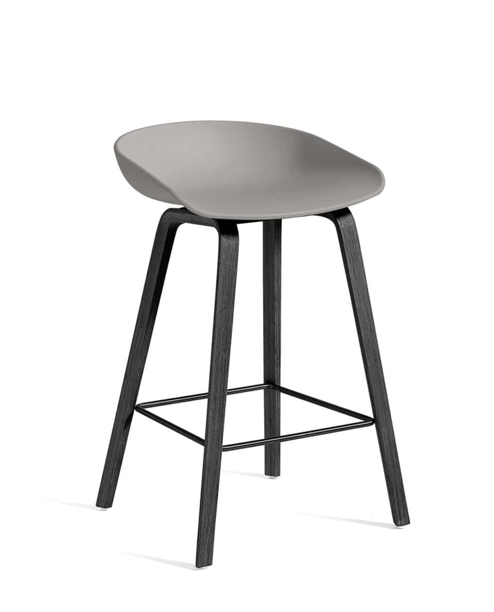 Barhocker About A Stool AAS32 Black Water-based Lacquered Oak 