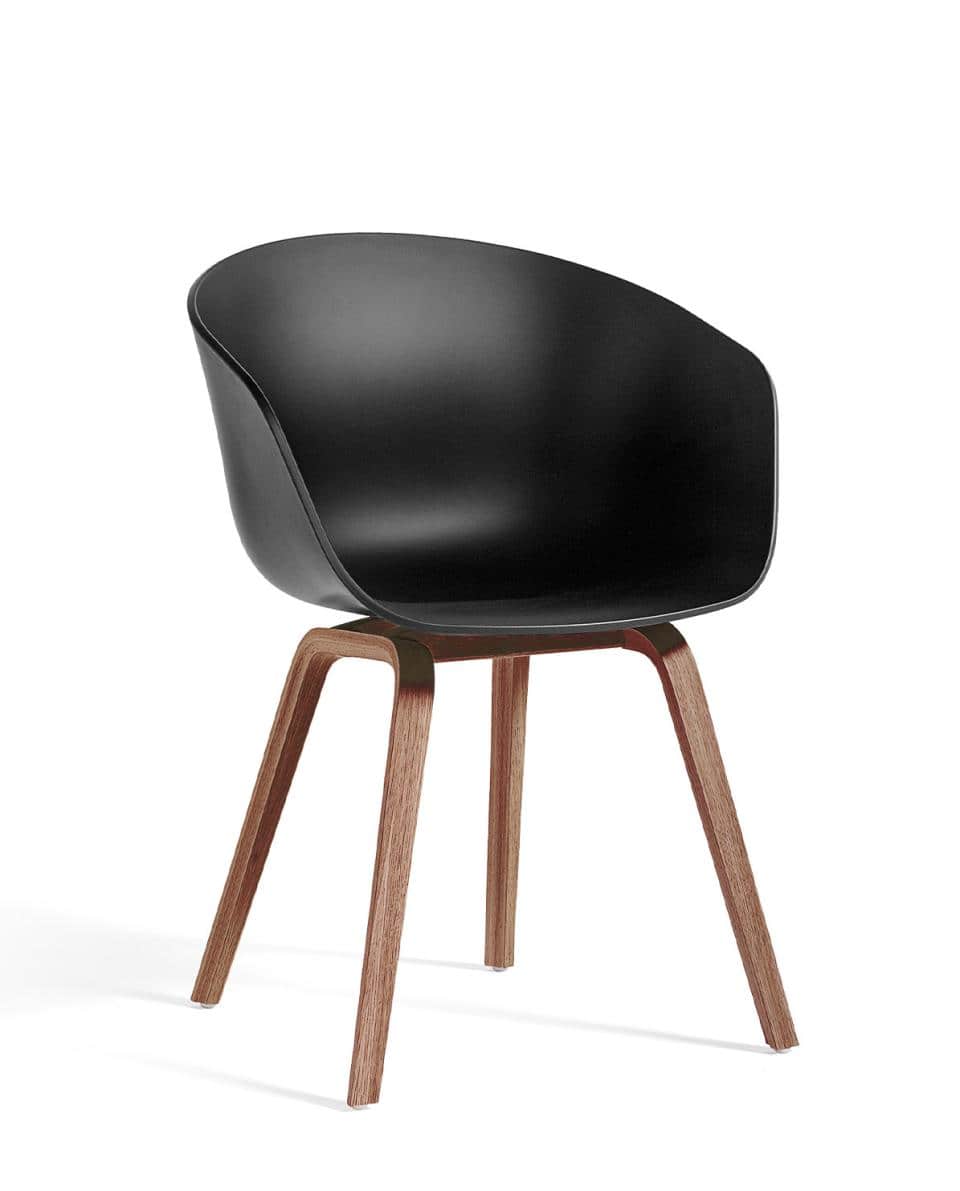 Stuhl About A Chair AAC22 Water-based Lacquered Walnut 