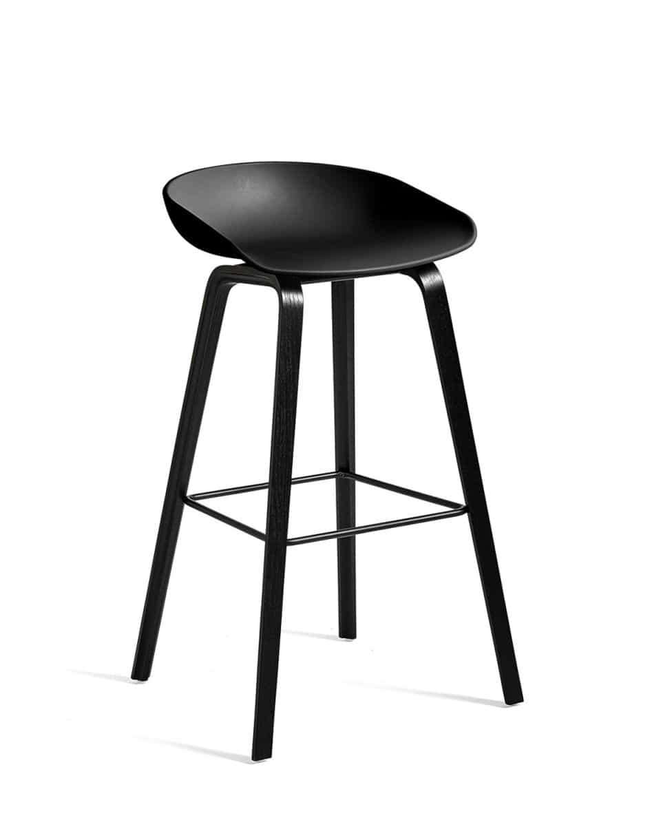 Barhocker About A Stool AAS32 Black Water-based Lacquered Oak 85 cm H