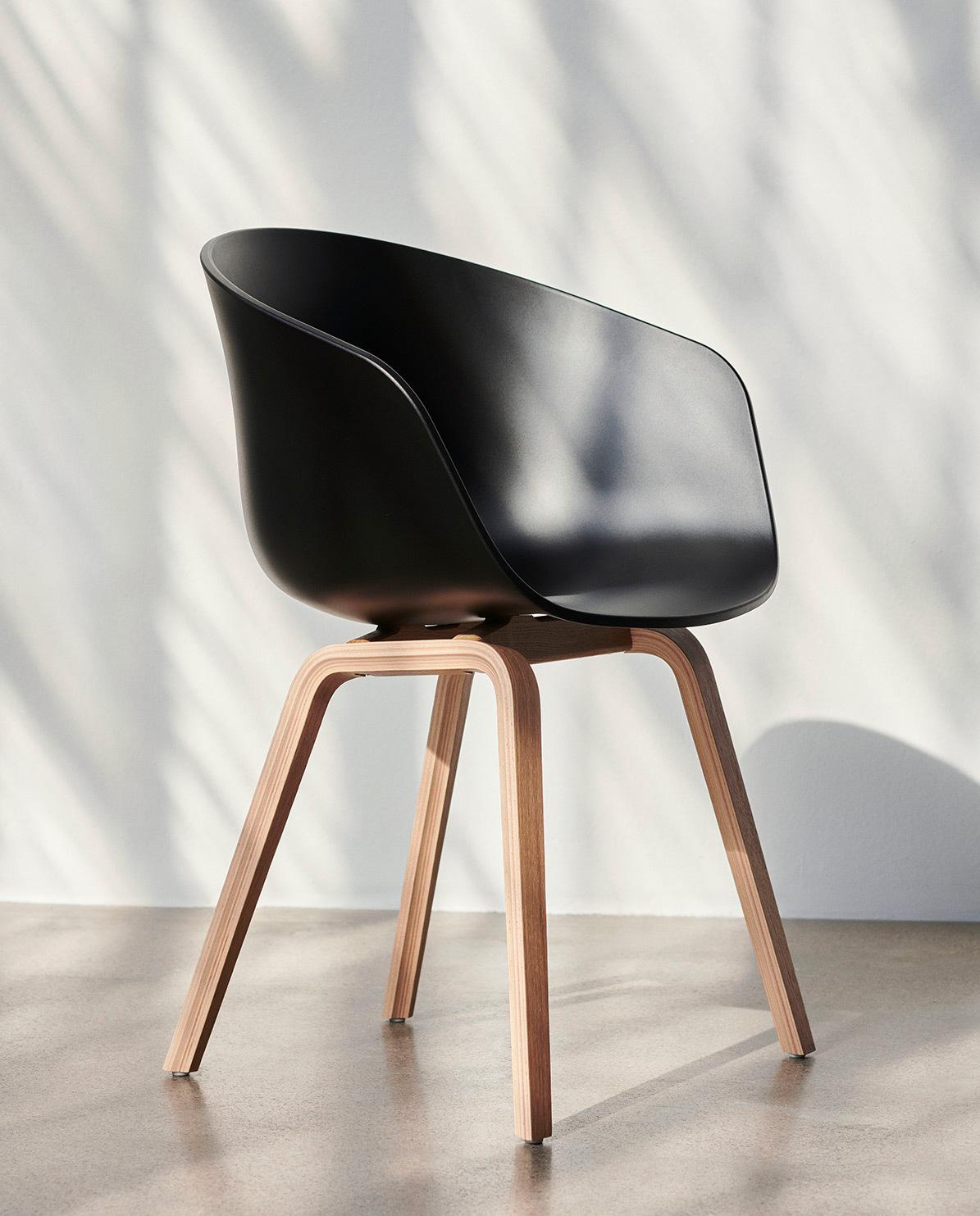 Stuhl About A Chair AAC22 Water-based Lacquered Oak 