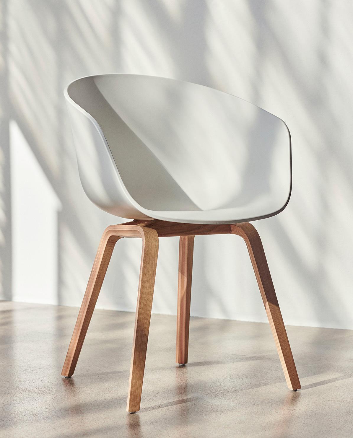 Stuhl About A Chair AAC22 Water-based Lacquered Oak One Size