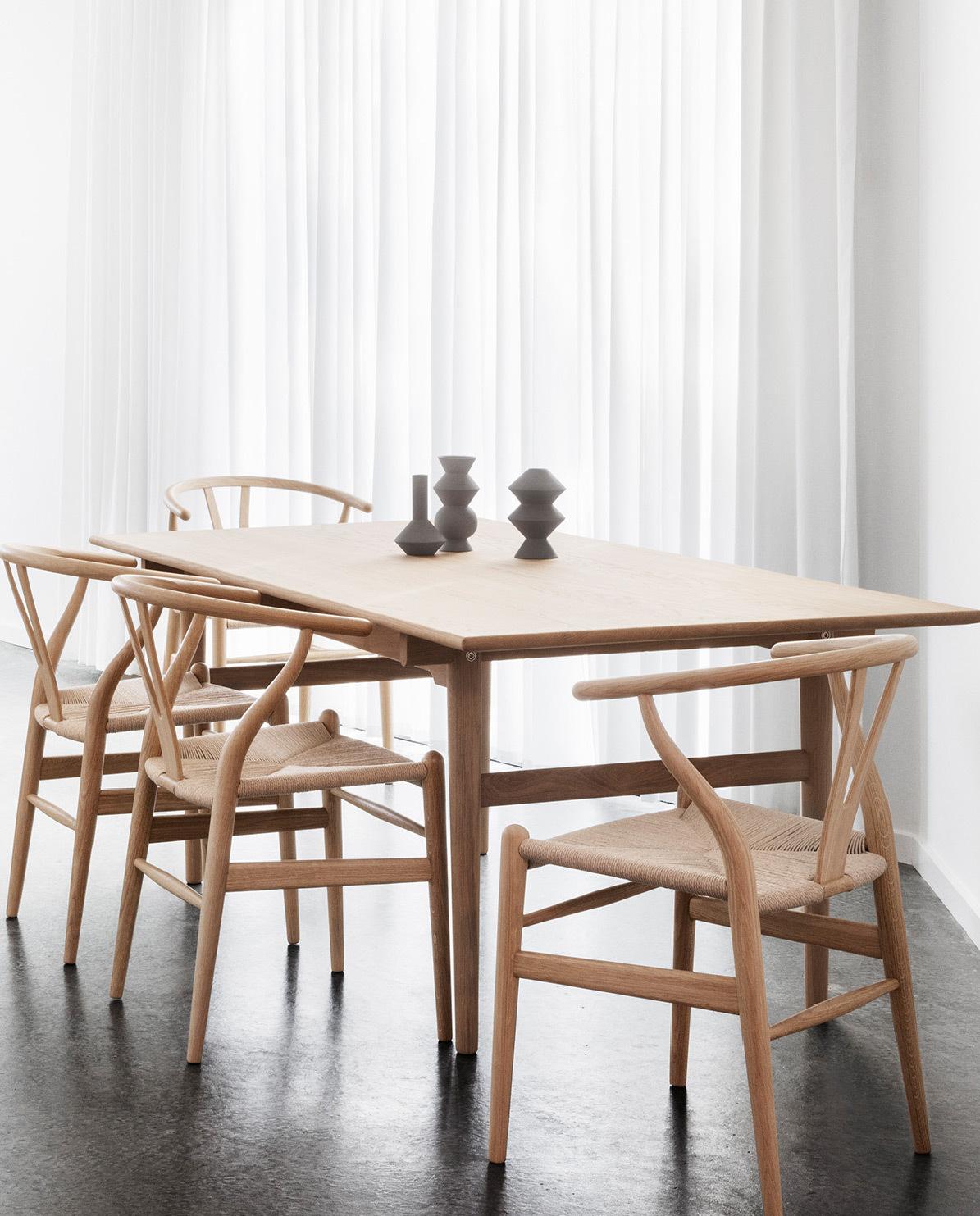 Stuhl CH24 Wishbone Chair Set Eiche geölt inkl. gratis Holzpflegeset 